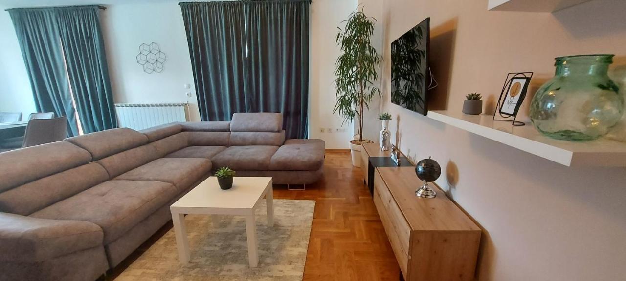 Apartments Tomic Biograd Na Moru Exterior photo